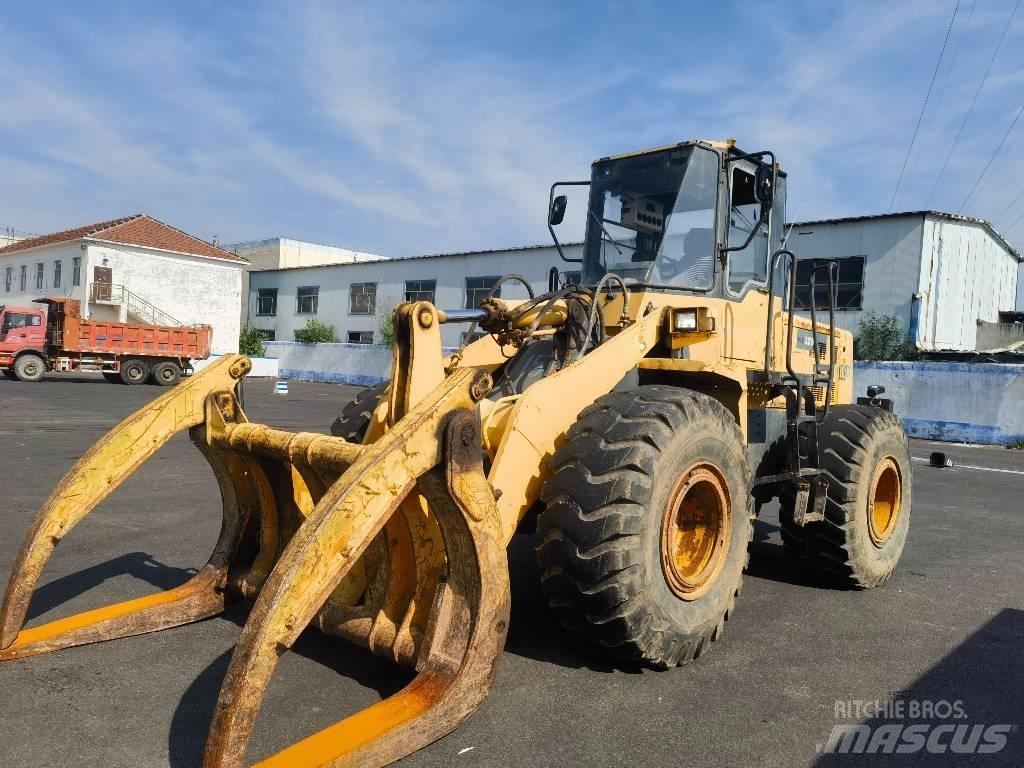 Komatsu WA 320-3 輪胎式裝載機