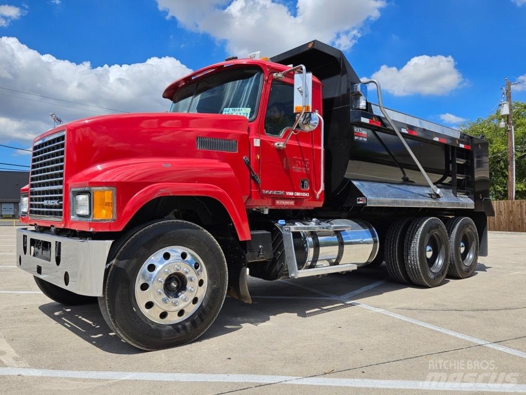 Mack CHU 613 傾卸式卡車