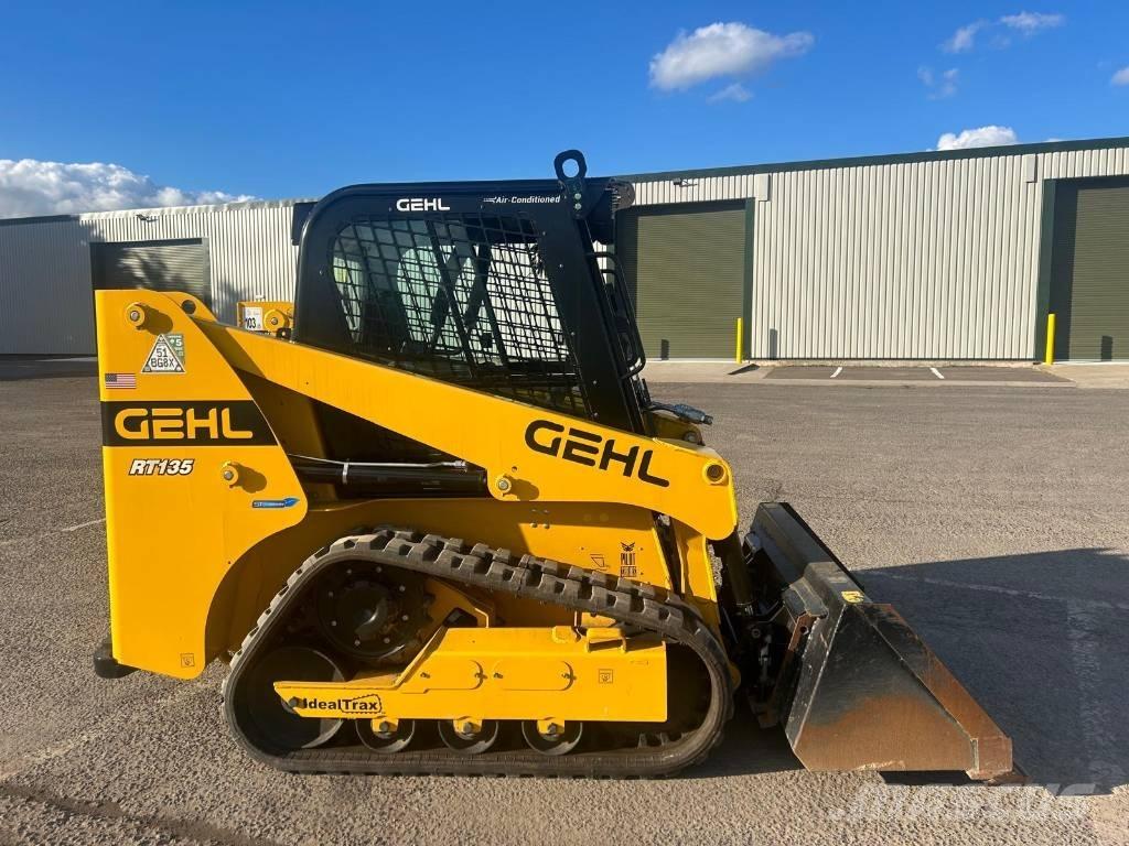 Gehl RT135 滑移轉向裝載機