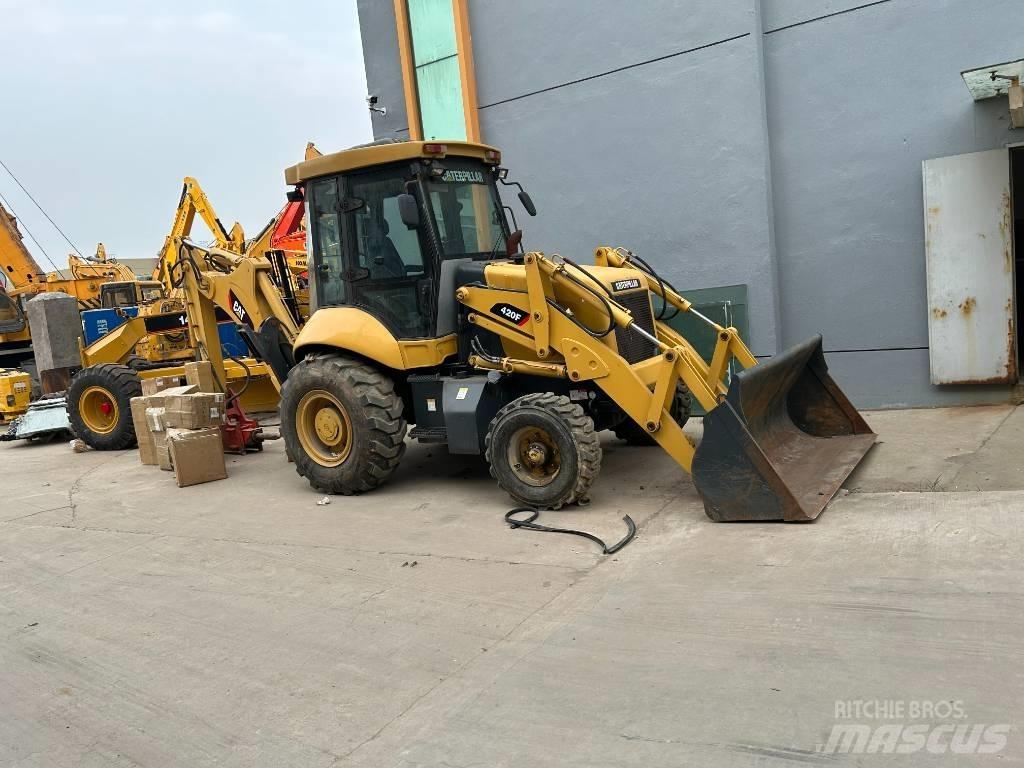 CAT 420 F 反鏟裝載機