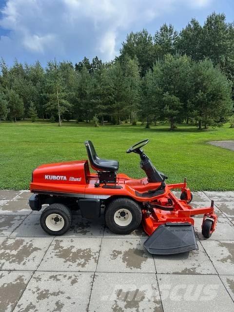 Kubota F 1900 騎乘式割草機