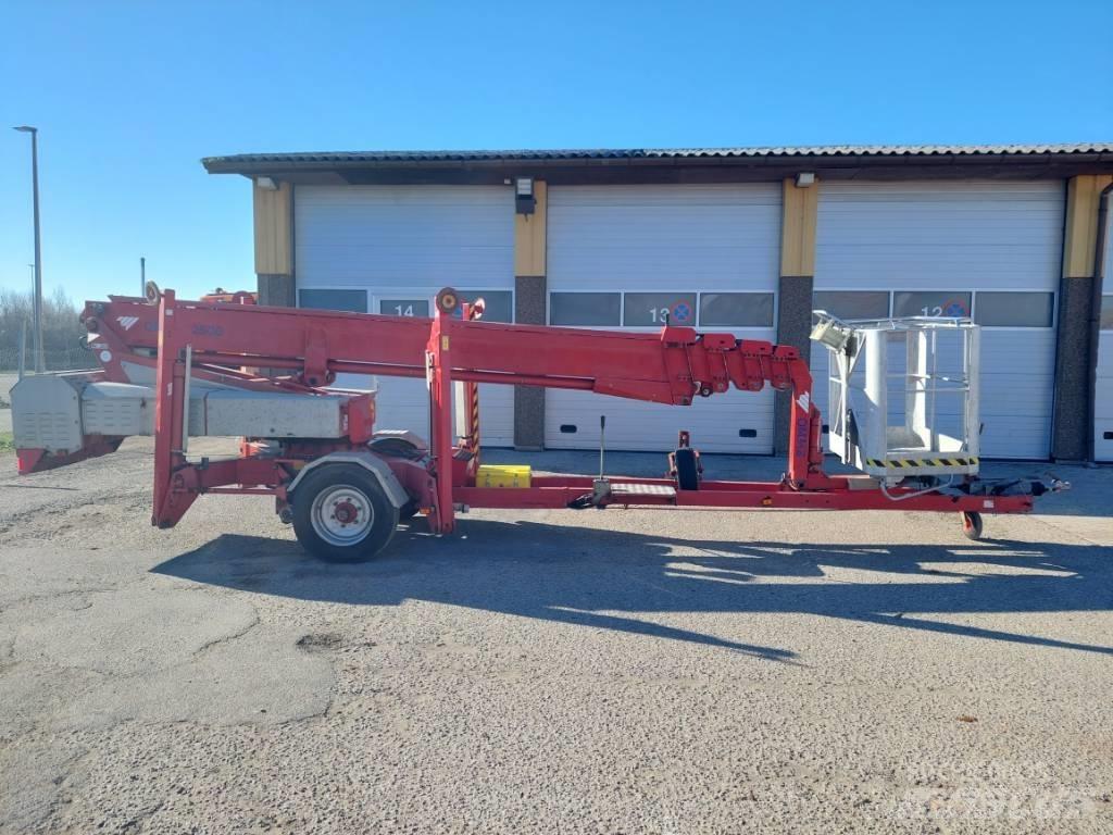 Ommelift 2500EBZ 拖車裝載高空作業平台