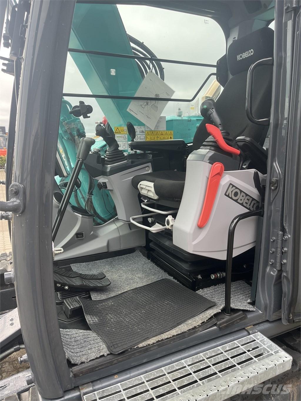 Kobelco SK 75 SR 中型挖土機/掘鑿機/挖掘機 7t-12t