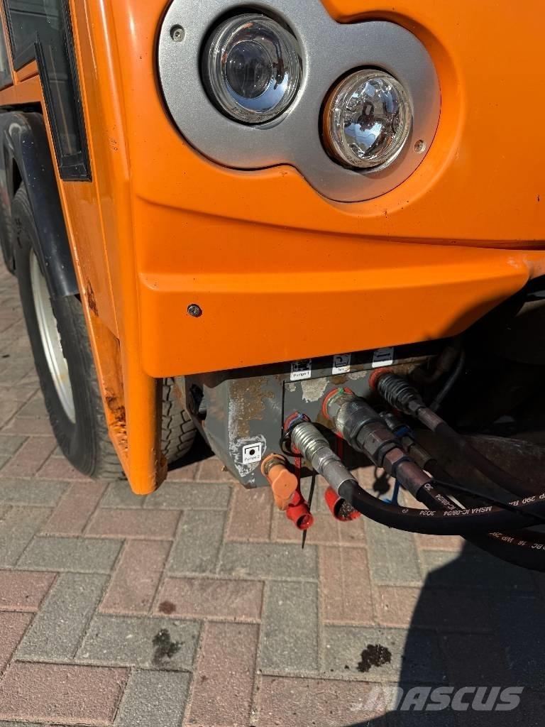 Hansa APZ 1003 工具車