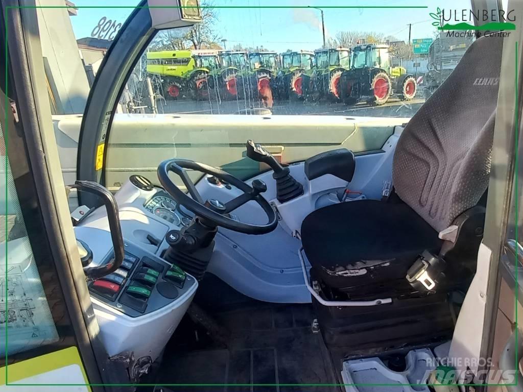 CLAAS SCORPION 7030 農業用伸縮臂裝載機