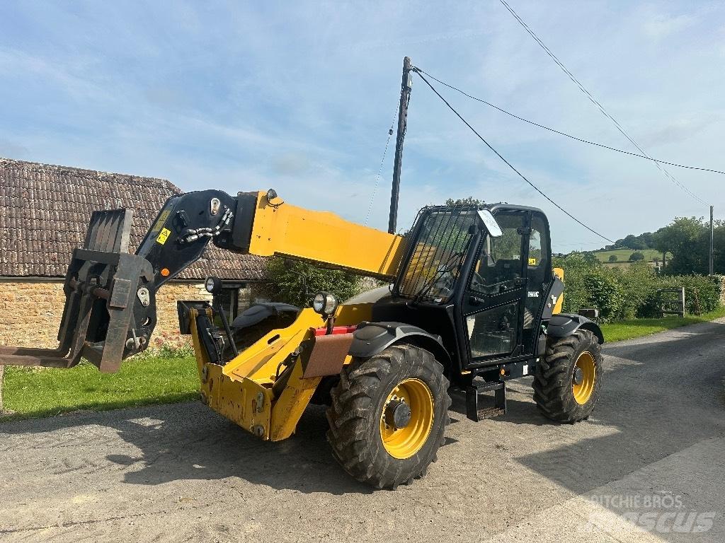 CAT TH 414 伸縮臂操作車