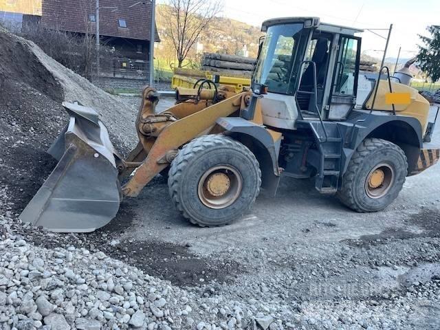 Liebherr L 544 輪胎式裝載機