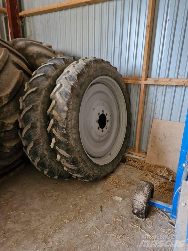 Hardi Commander 3200 牽引式噴霧機