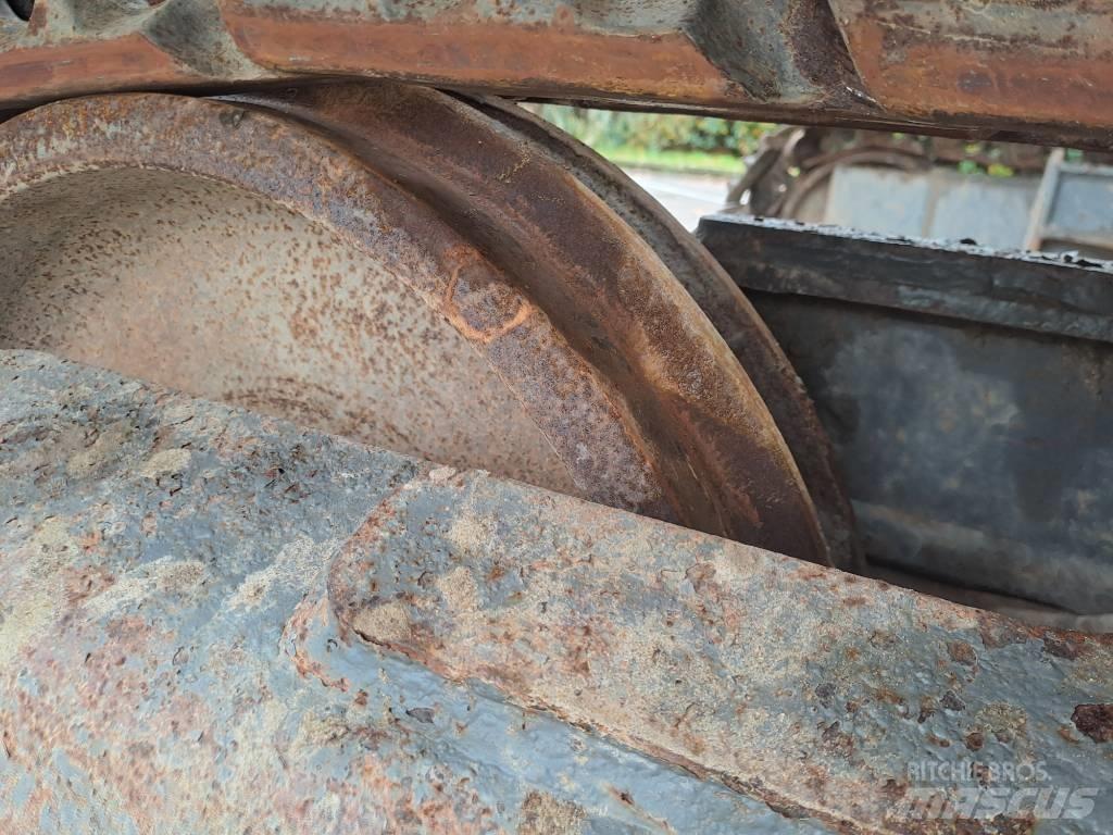 Volvo ECR 235 E 履帶式 挖土機/掘鑿機/挖掘機