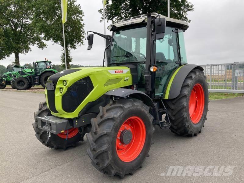 CLAAS AXOS 240 曳引機