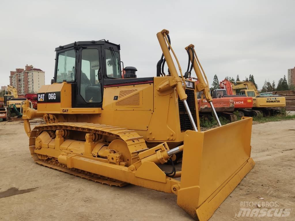 CAT D 6 G 履帶推土機