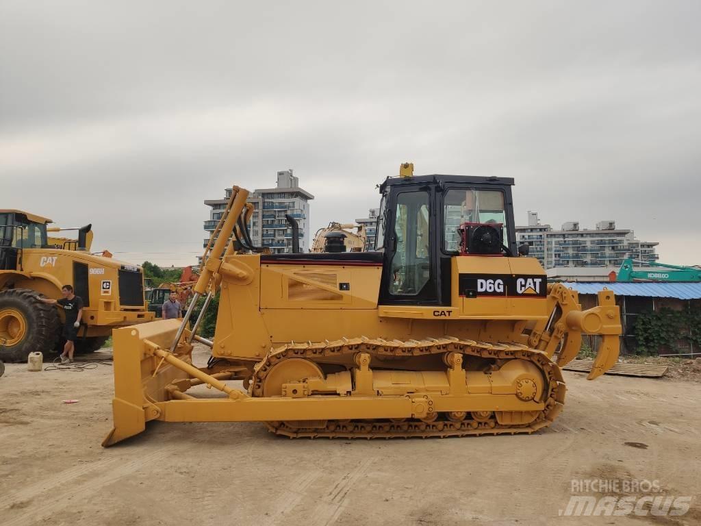 CAT D 6 G 履帶推土機
