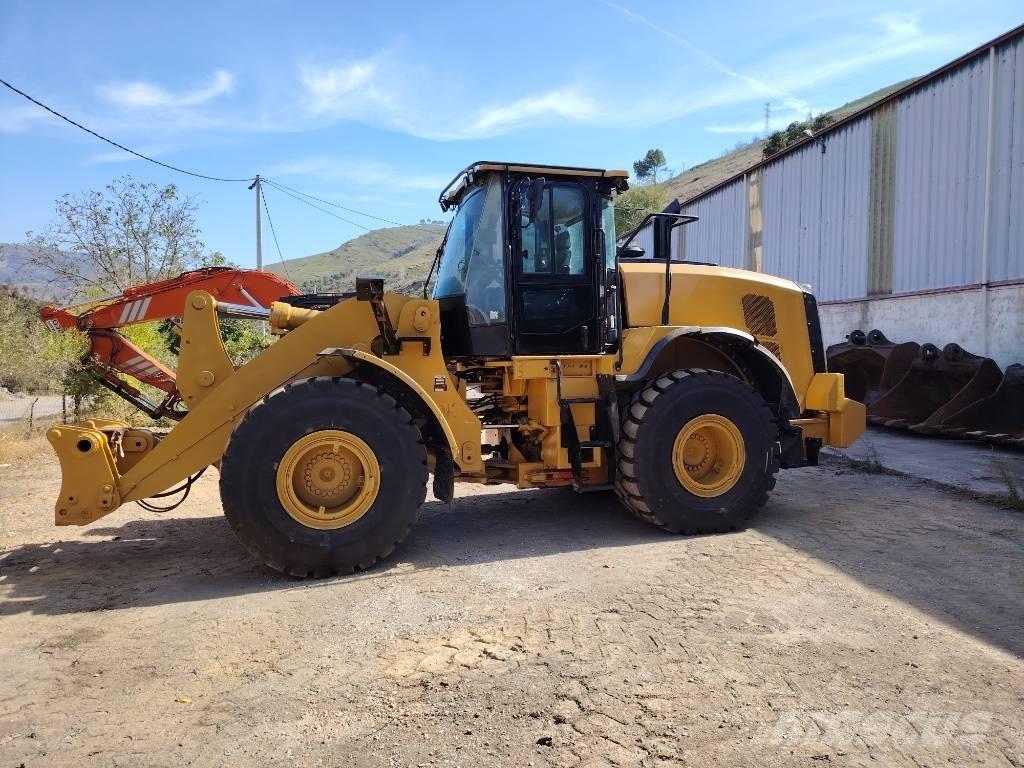 CAT 950 M 輪胎式裝載機
