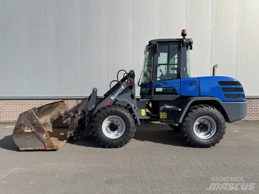 Schaeff TL100 輪胎式裝載機