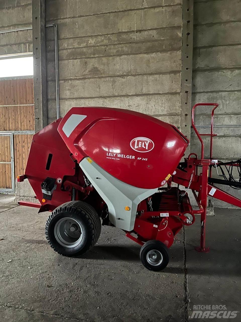 Lely Welger RP 245 圓型牧草打包機