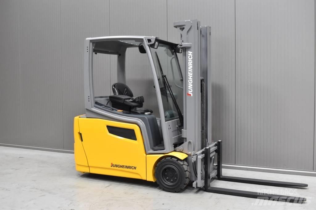 Jungheinrich EFG 220 電動堆高機
