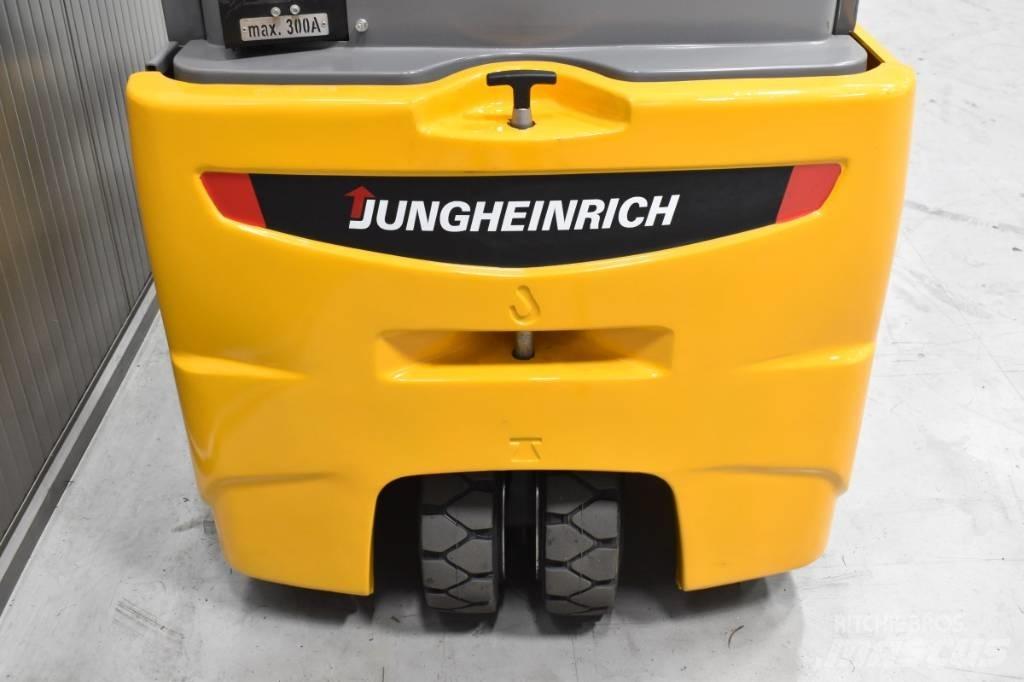 Jungheinrich EFG 220 電動堆高機
