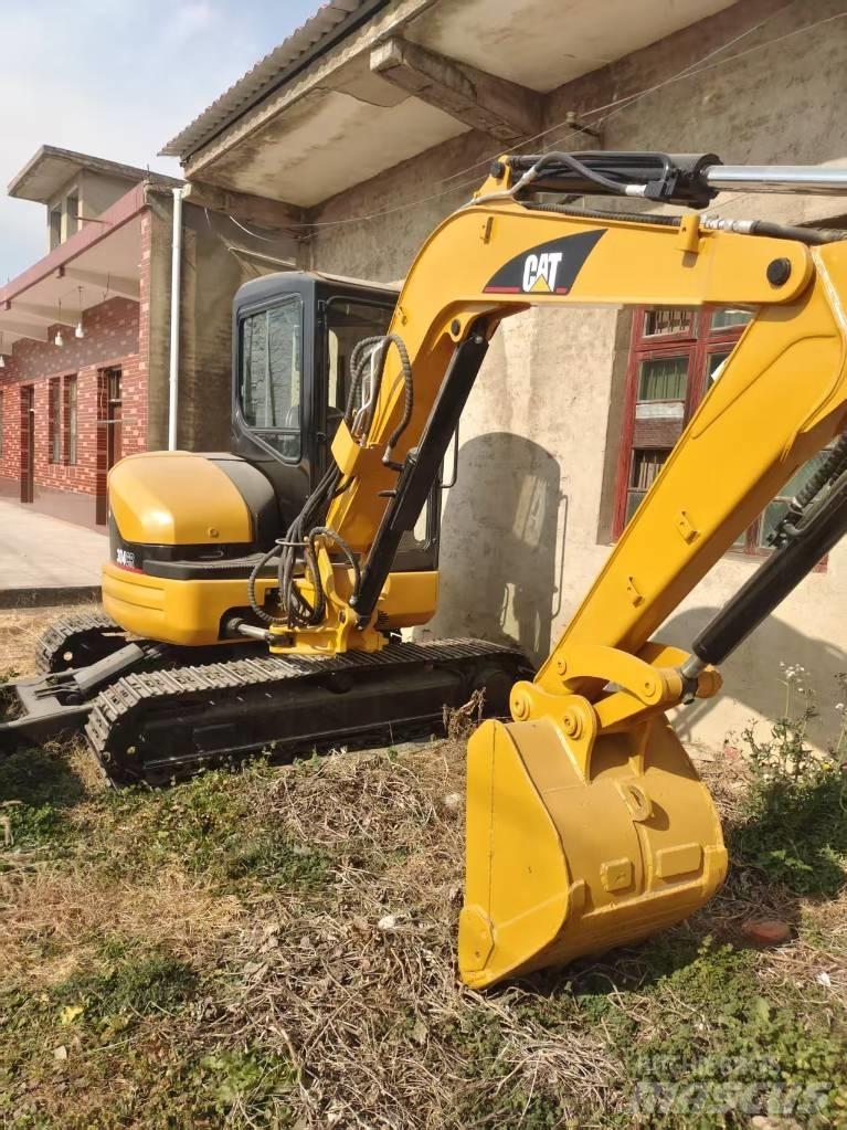 CAT 304 CR 小型挖土機/掘鑿機<7t(小型挖掘機)