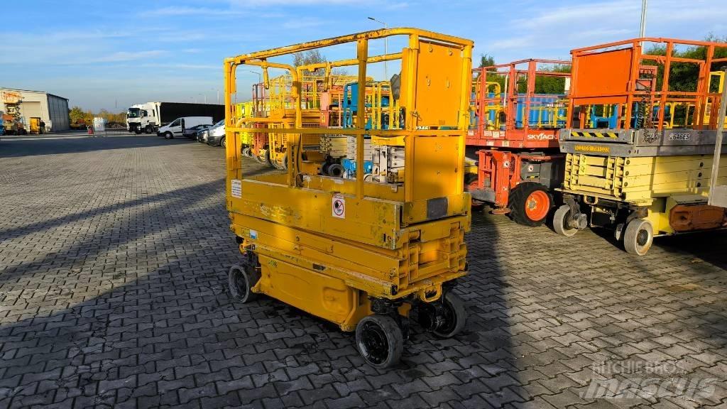 JLG 1930 ES 剪式升降機
