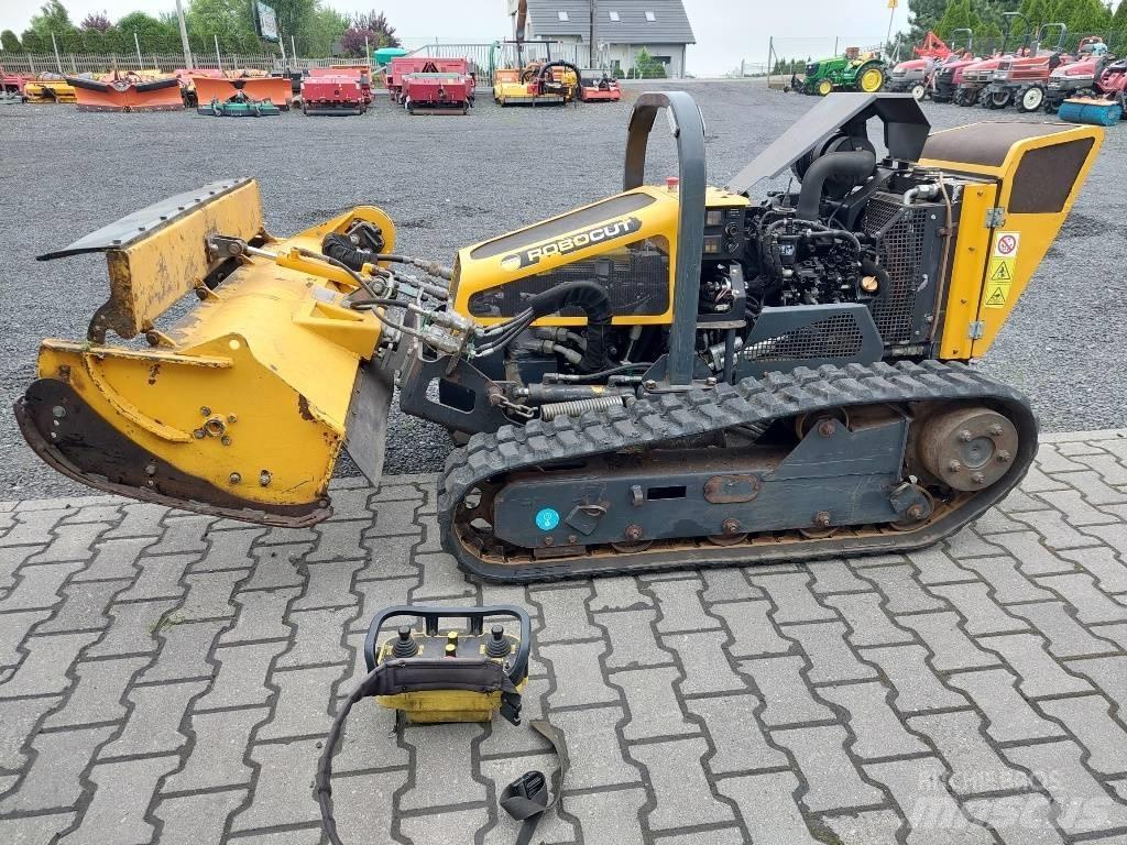 McConnel Robocut 130 機器人割草機