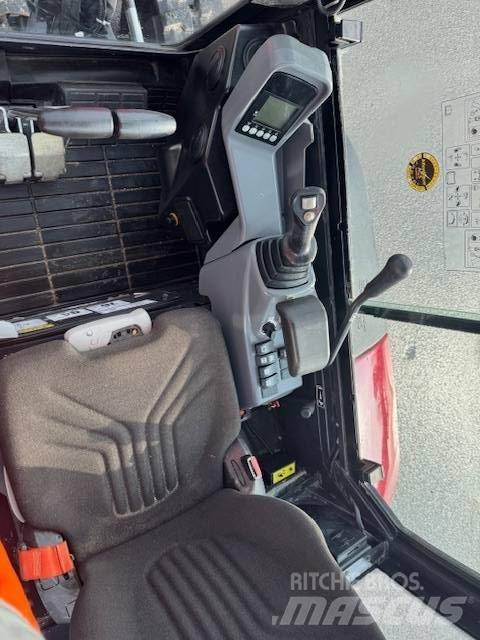 Yanmar SV 26 小型挖土機/掘鑿機<7t(小型挖掘機)