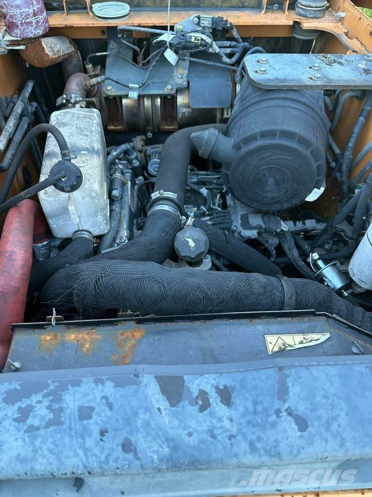 CASE SR 250 滑移轉向裝載機