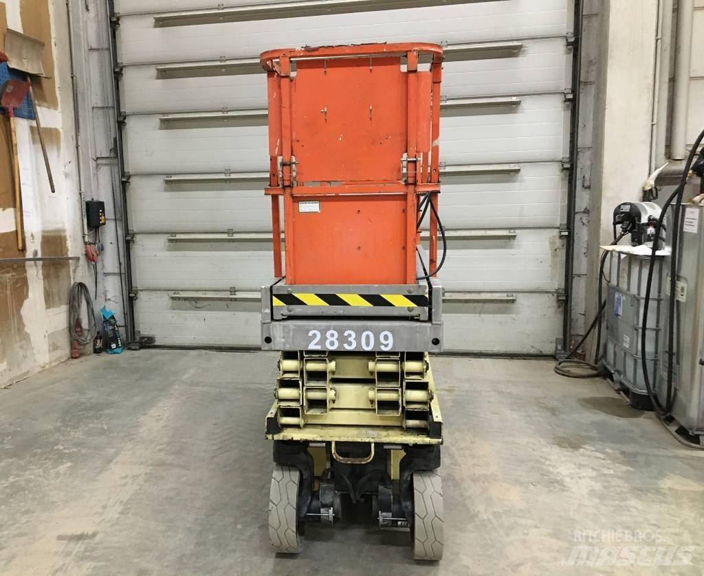 JLG 2030 ES 剪式升降機