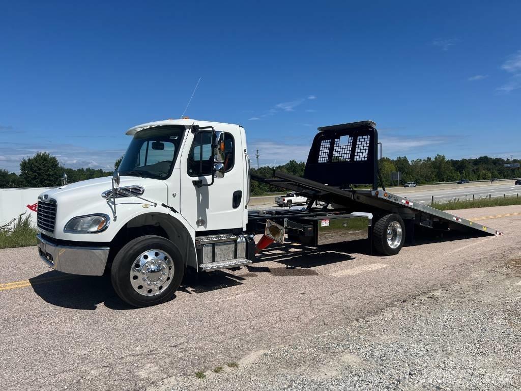 Freightliner M2 救援車