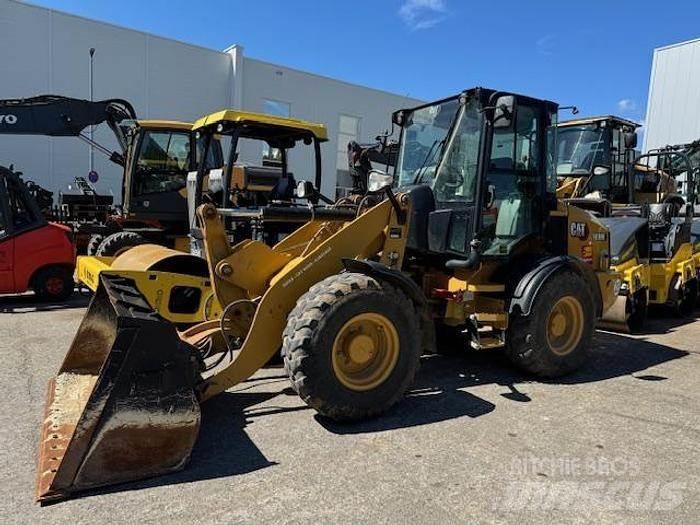 CAT 908M 輪胎式裝載機