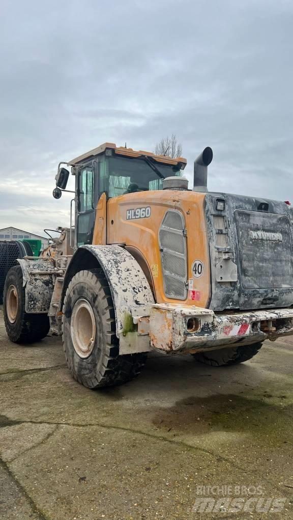 Hyundai HL 960 輪胎式裝載機
