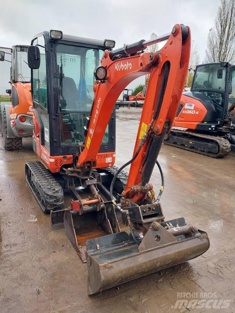 Kubota KX 019-4 小型挖土機/掘鑿機<7t(小型挖掘機)