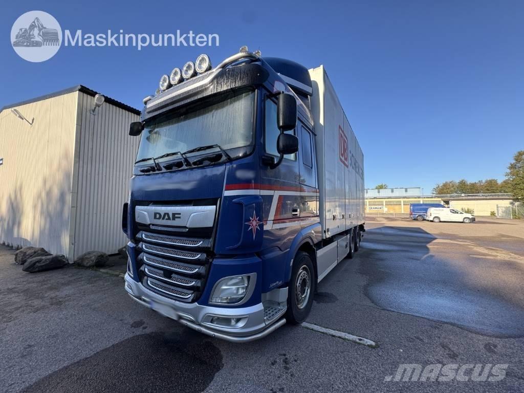 DAF FAS XF530Z 貨箱式卡車