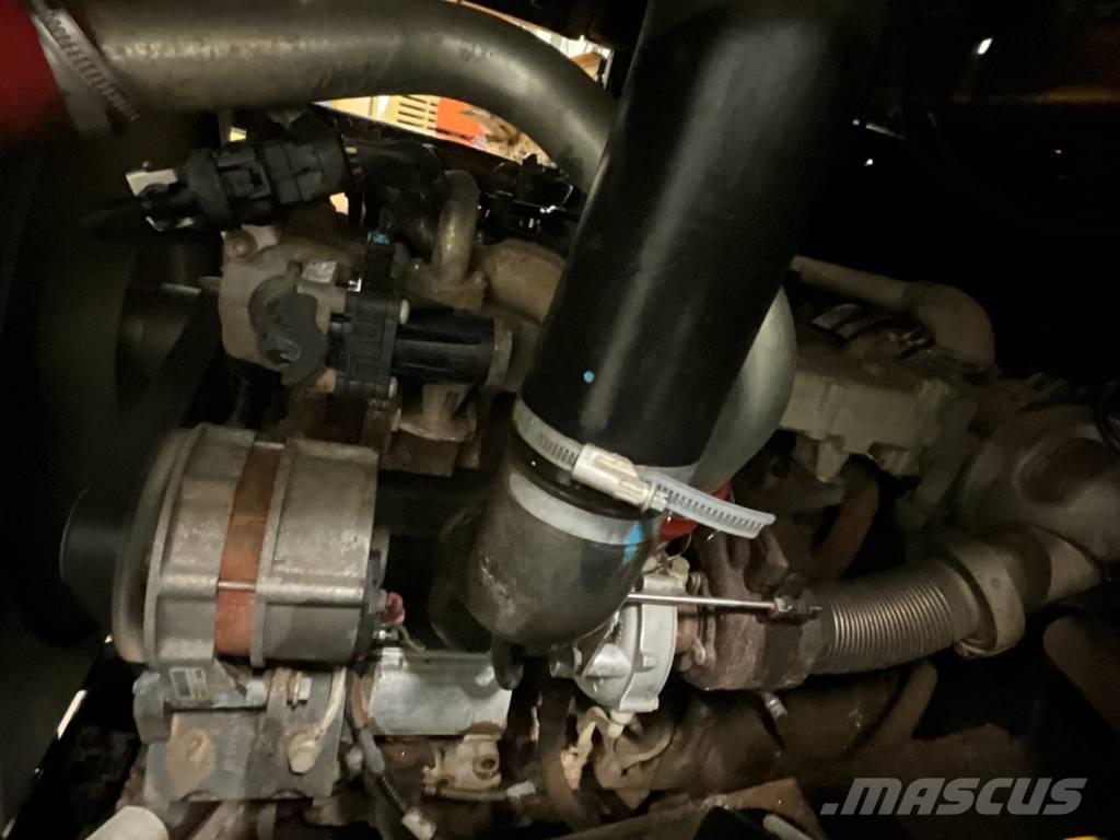 Terex TA9 側卸礦車