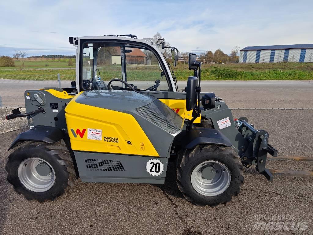 Wacker Neuson TH 412 伸縮臂操作車