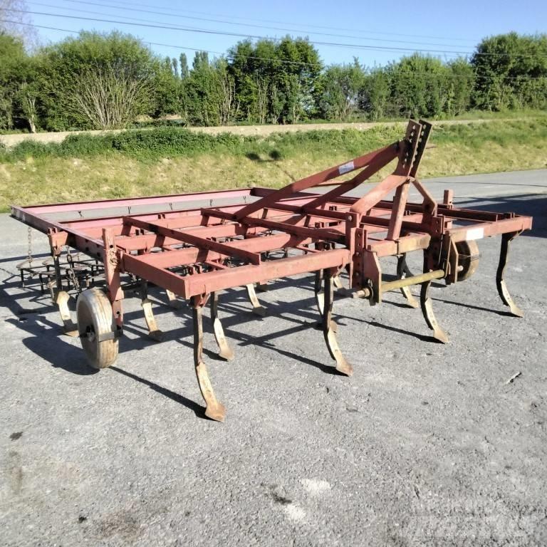 Rau 3M 中耕管理機