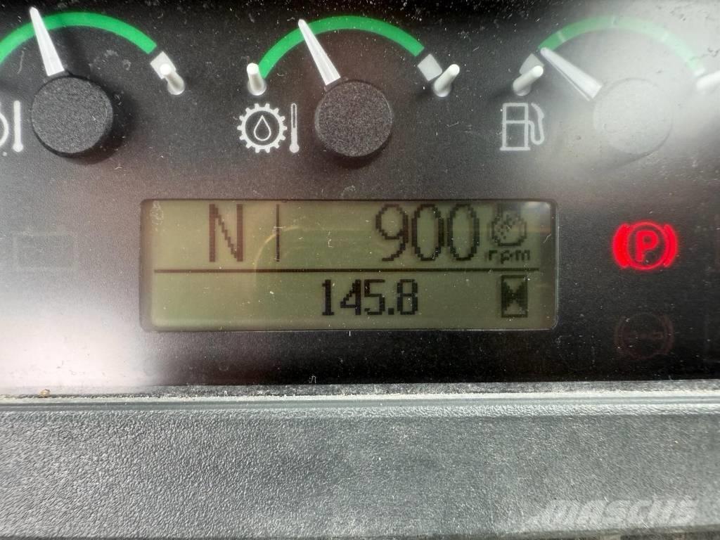 John Deere 710 J 反鏟裝載機