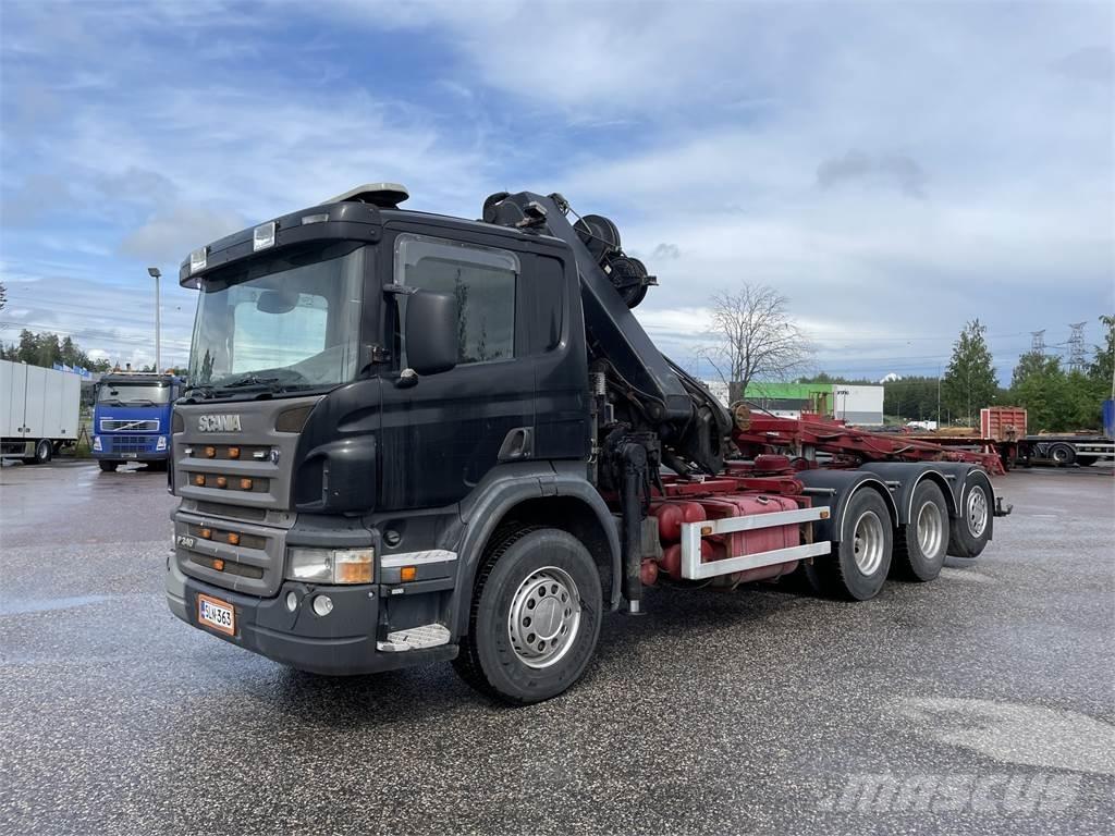 Scania P340 8x4 起重機卡車