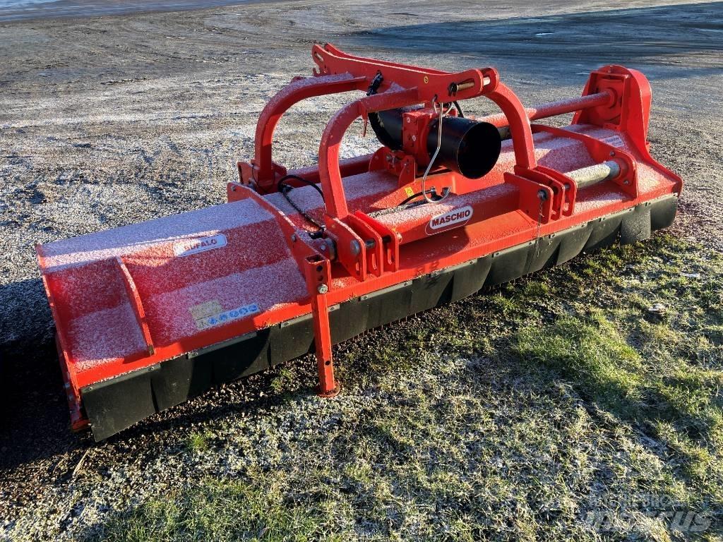 Maschio bufalo 300 莖葉去葉機