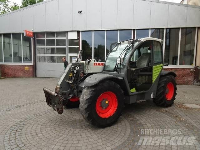 CLAAS 6030 伸縮臂操作車