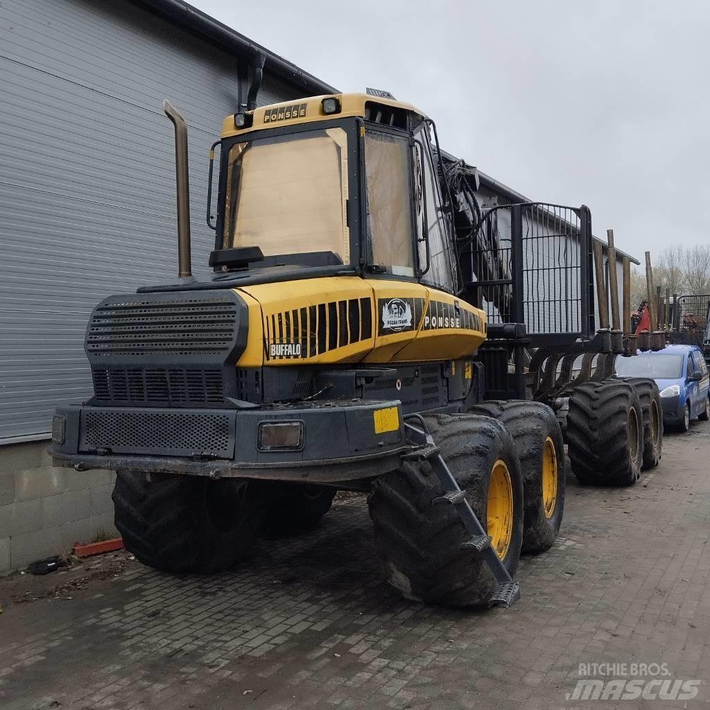 Ponsse Buffalo 8W 集運機
