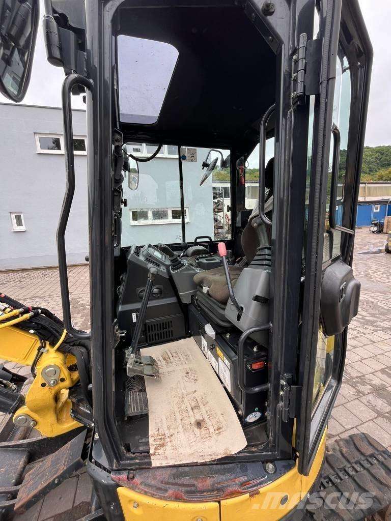Yanmar VIO 33 小型挖土機/掘鑿機<7t(小型挖掘機)