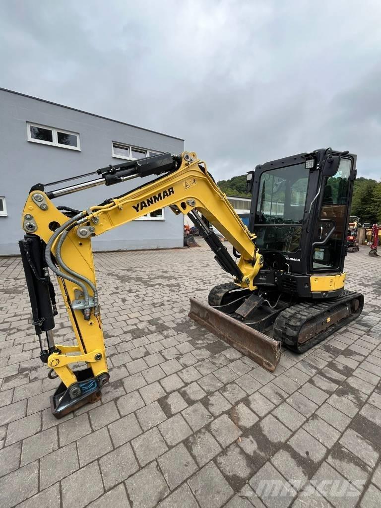 Yanmar VIO 33 小型挖土機/掘鑿機<7t(小型挖掘機)