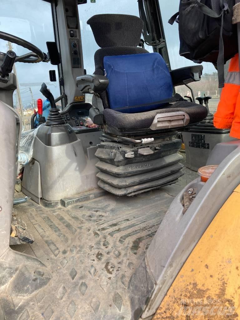 JCB 3 CX CONTRACTOR 反鏟裝載機