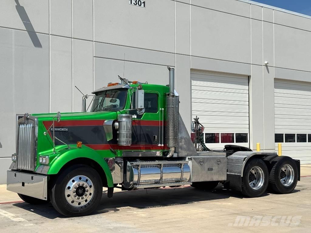 Kenworth W 900 曳引機組件