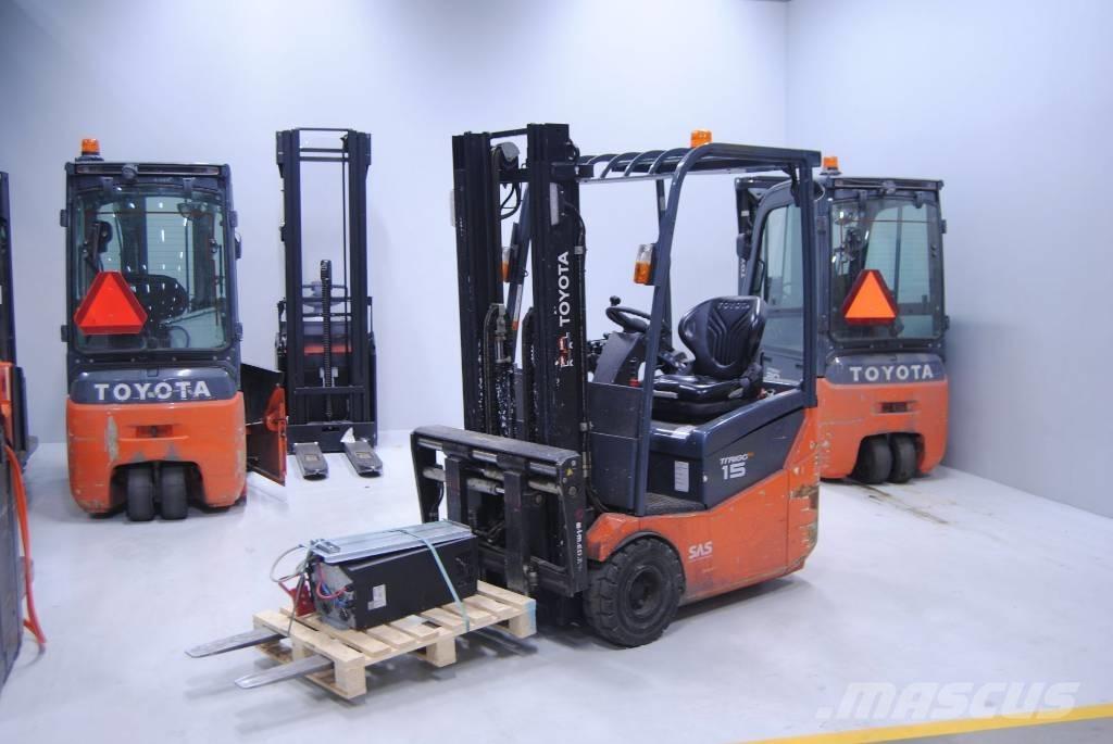 Toyota 7FBEST15 電動堆高機