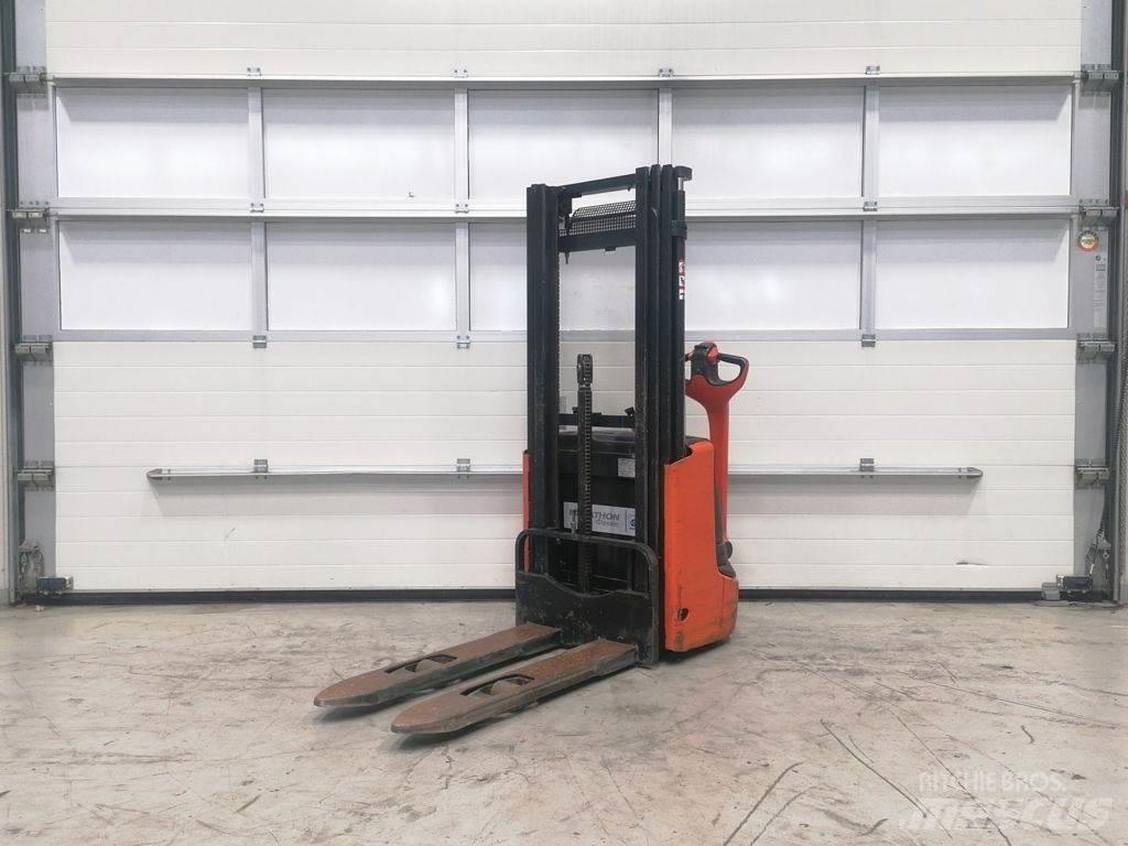 Linde L10 行走控制式堆積機