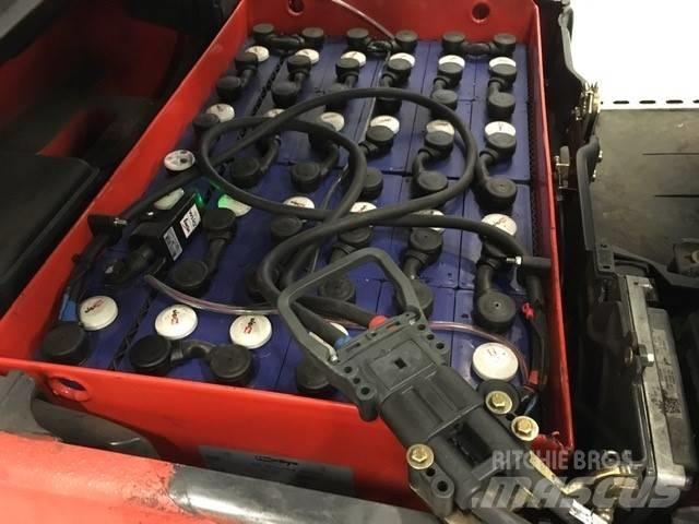 Linde E 14-02 電動堆高機