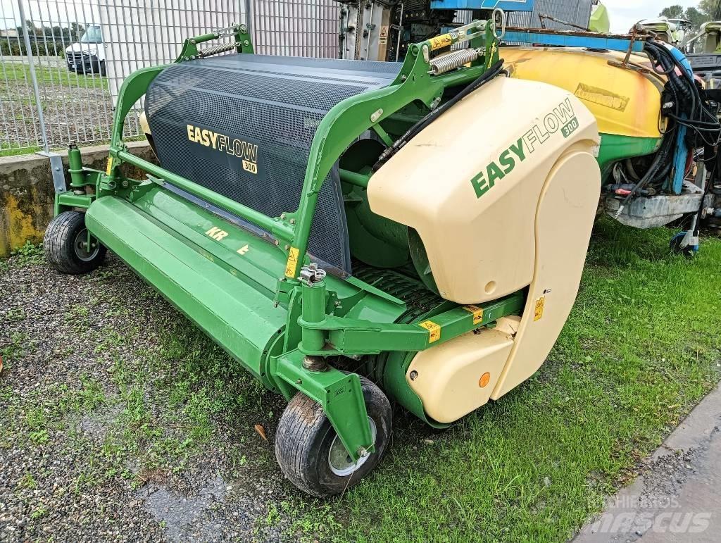 Krone Easy Flow 300 自走式飼料採集機