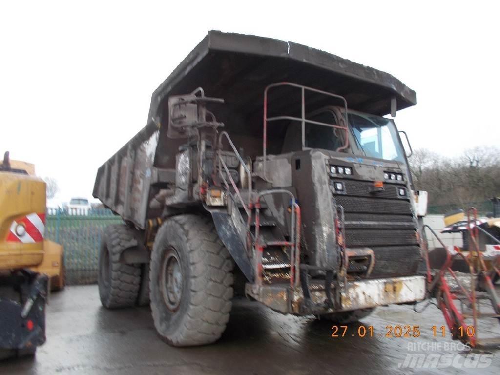 CAT 775G 剛性傾卸卡車
