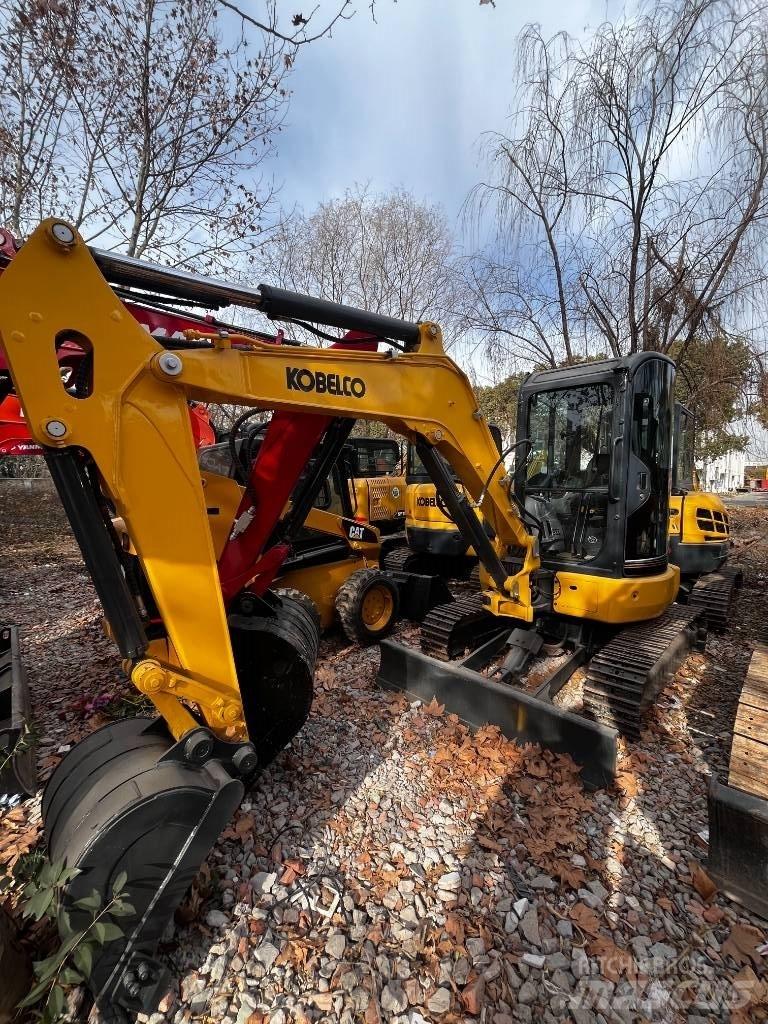 Kobelco SK35 小型挖土機/掘鑿機<7t(小型挖掘機)
